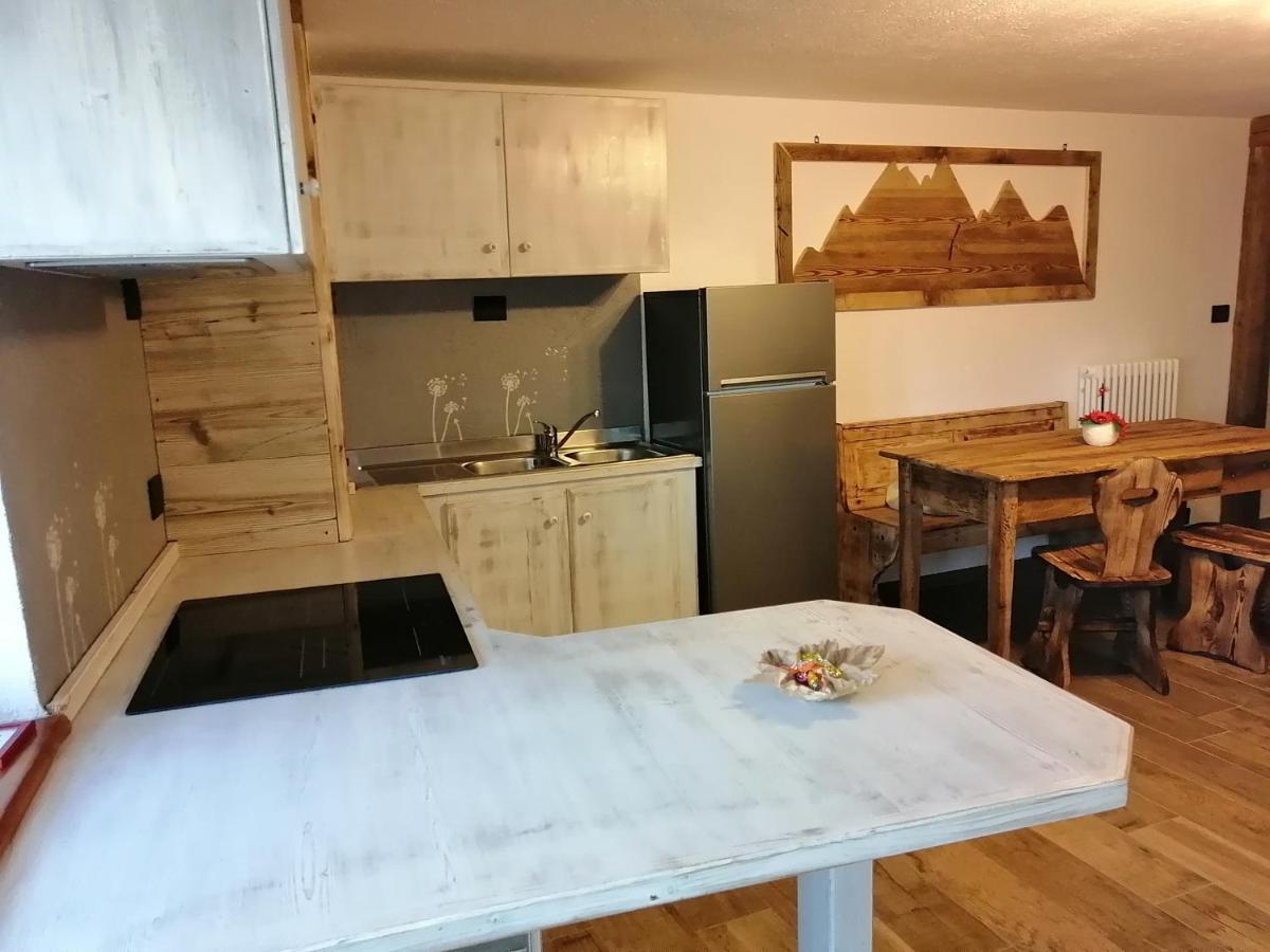 Maison Perriail Vda Gressan N 0029 外观 照片