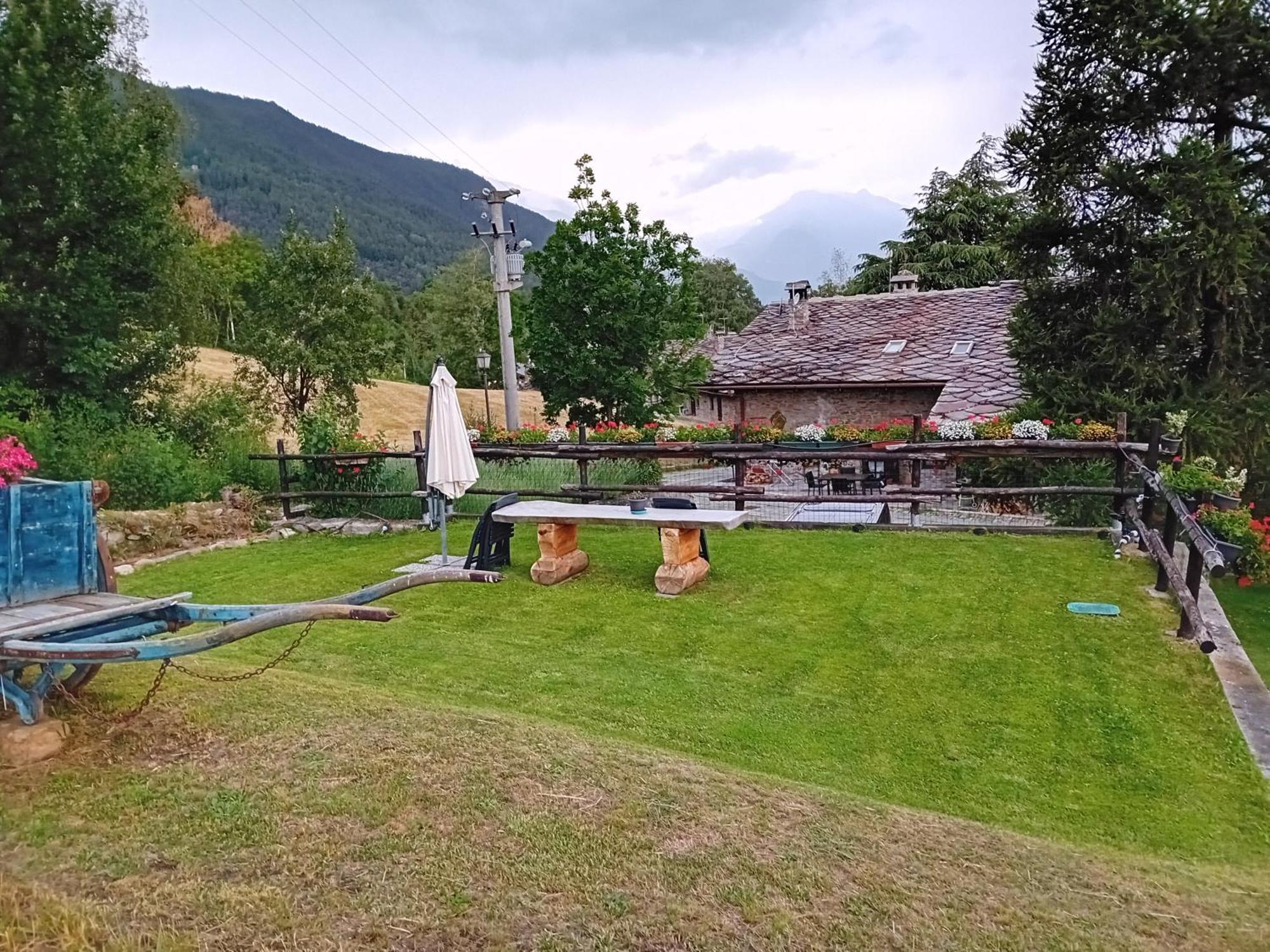 Maison Perriail Vda Gressan N 0029 外观 照片